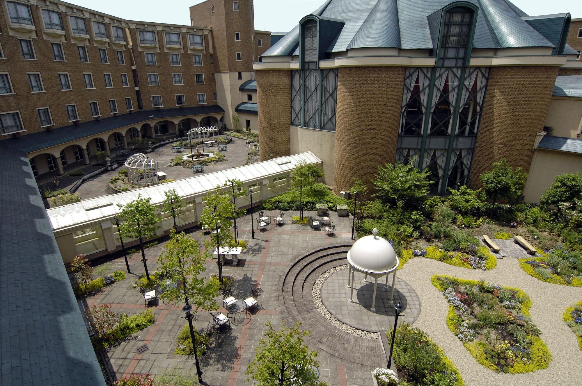 Royal Oak Hotel Spa & Gardens Otsu Exterior photo